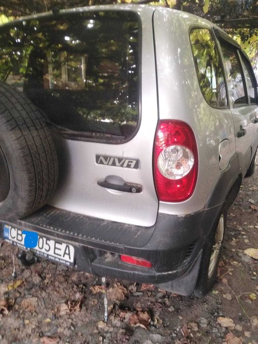 Chevrolet Niva 2012