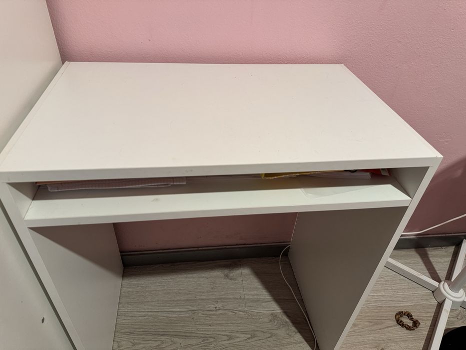 Secretaria para quarto ou escritório