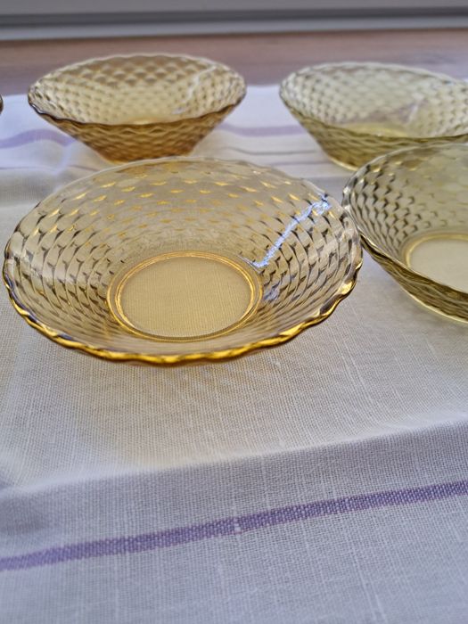 Komplet miseczek z Ząbkowic