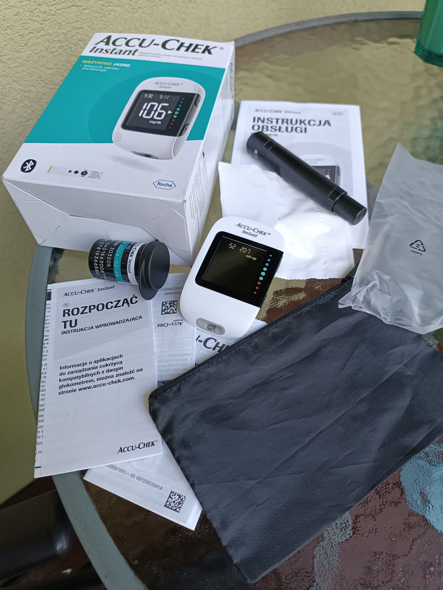 Nowy glukometr Accu-Chek instant