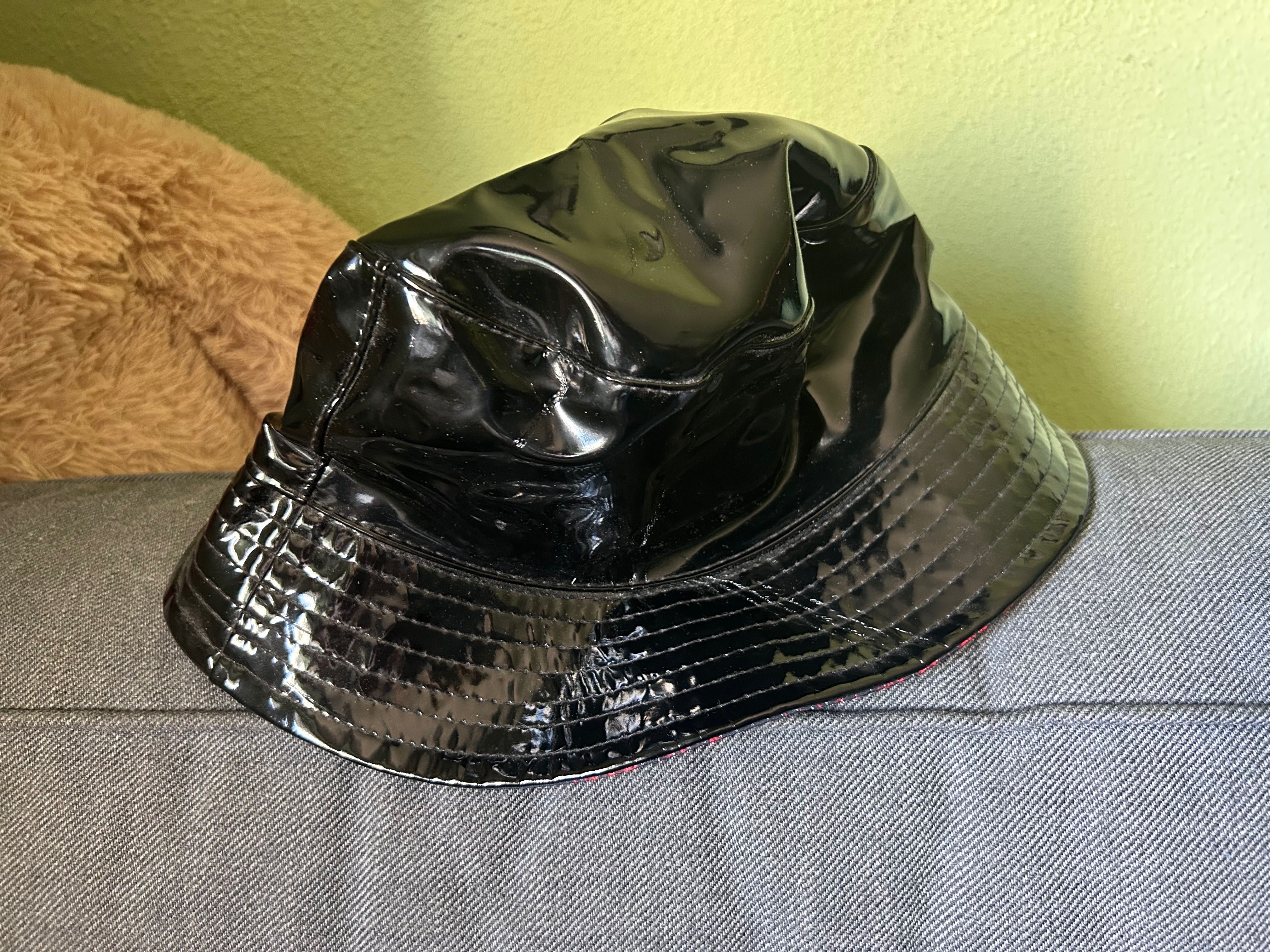 Bucket hat bershka