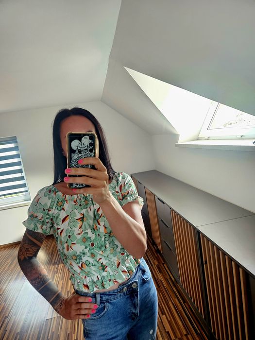 Bluzka crop top 36