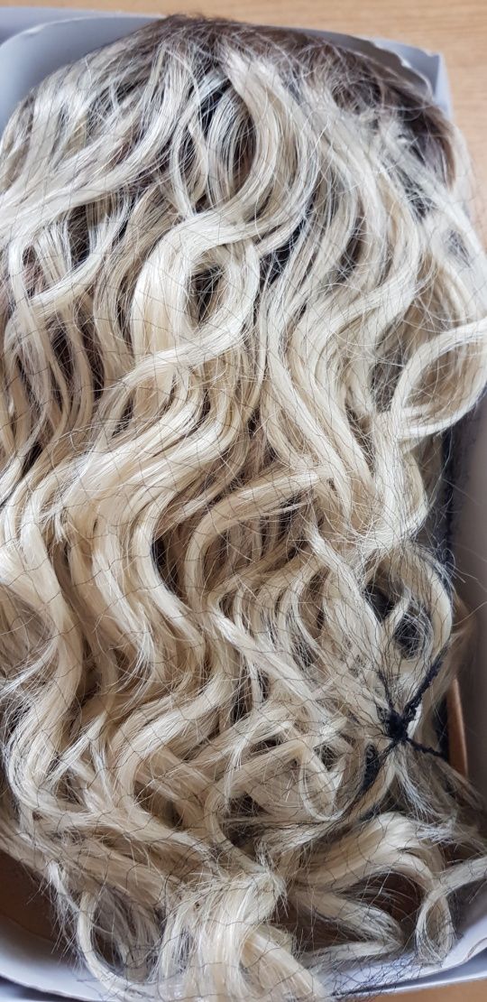 Peruka Blond Lace Front Mono Part Nowoczesna Fryzura Cudo