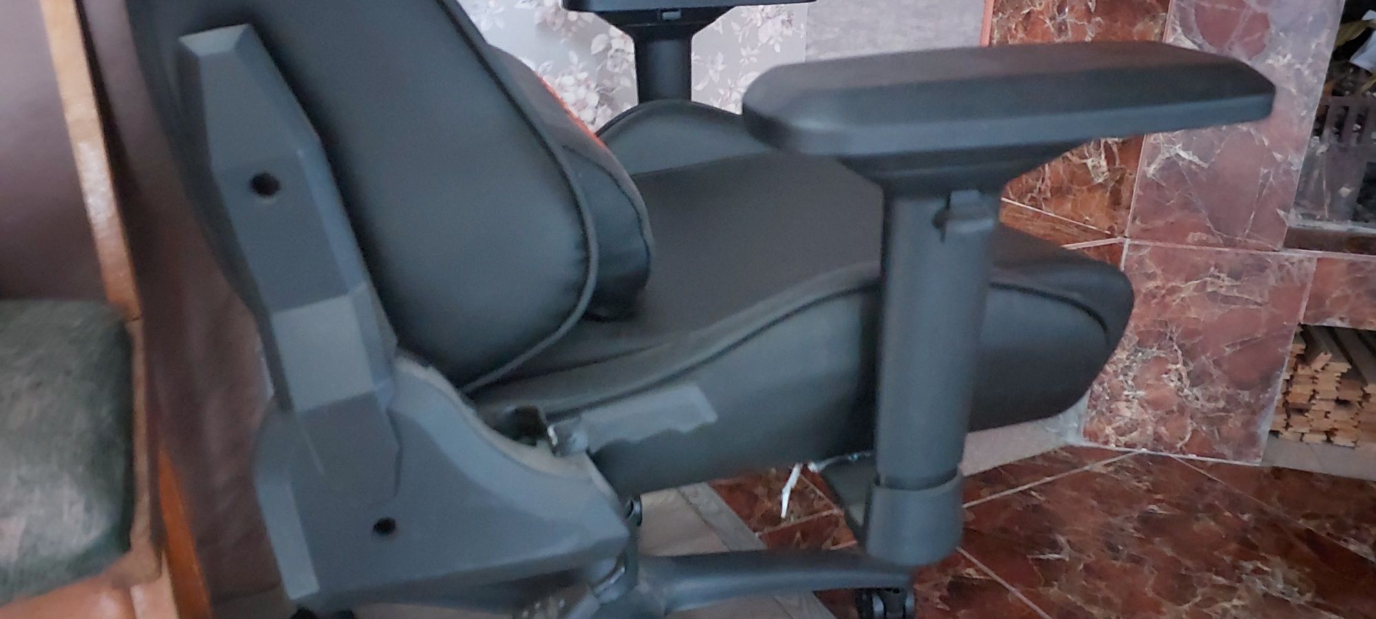 Геймерское кресло Cougar Armor Black