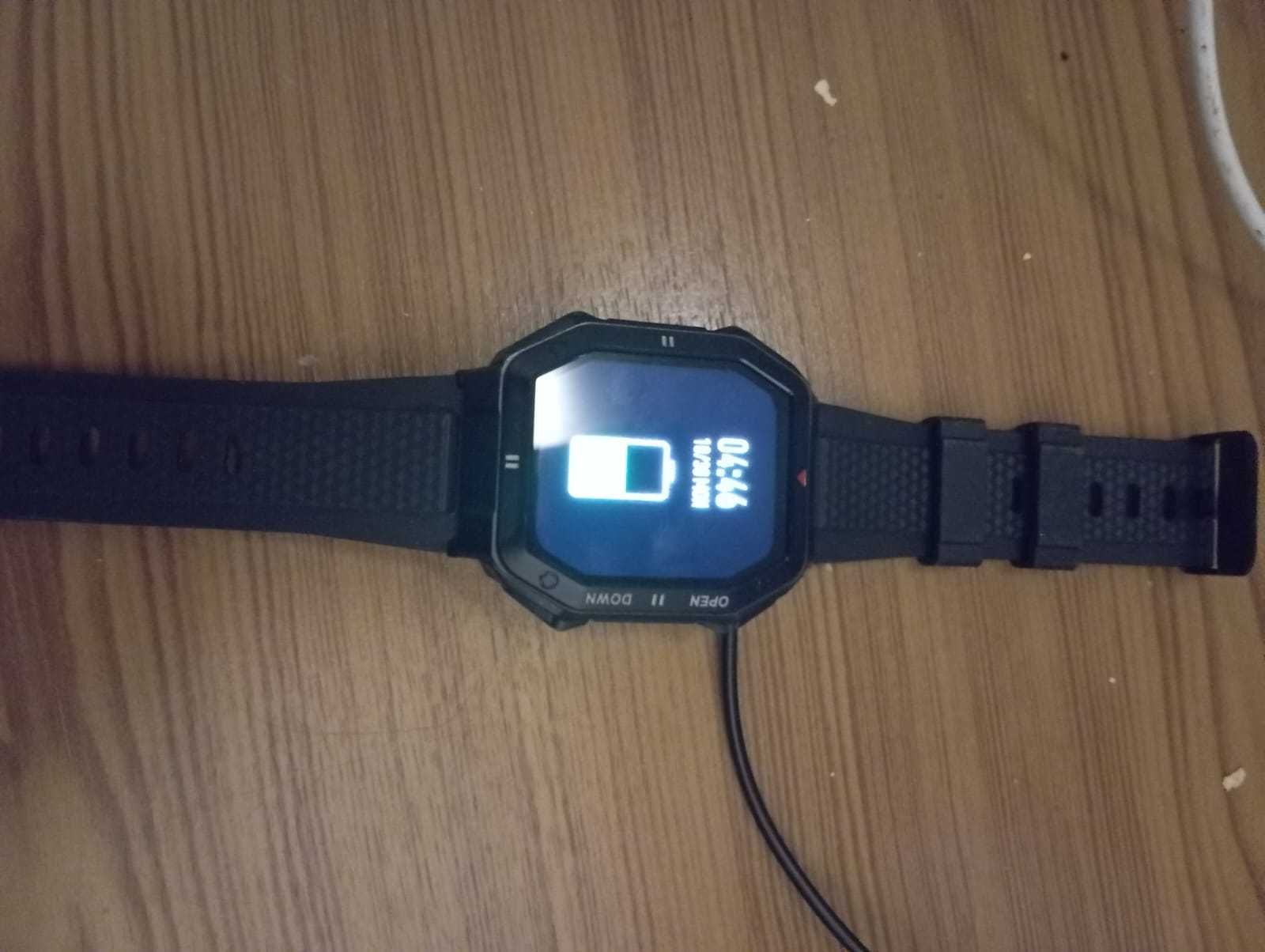 Smartwatch K55 Preto – Novo – Funcional e com Display Claro
