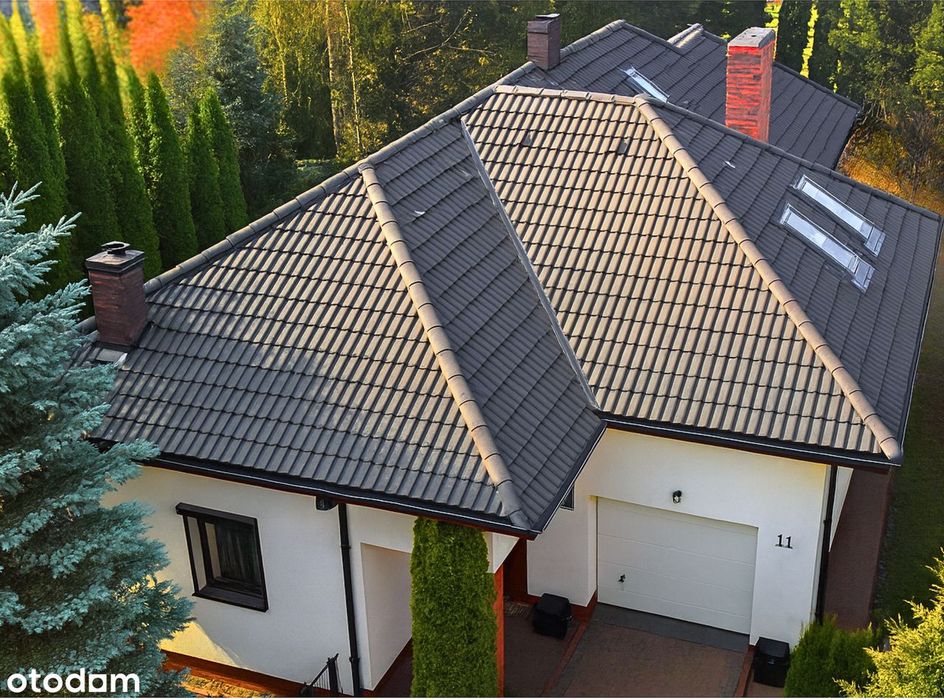 Komfortowy dom z poddaszem, ogrodem i garażem | Kiekrz