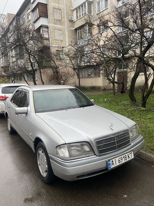 Mersedes e202, dizel