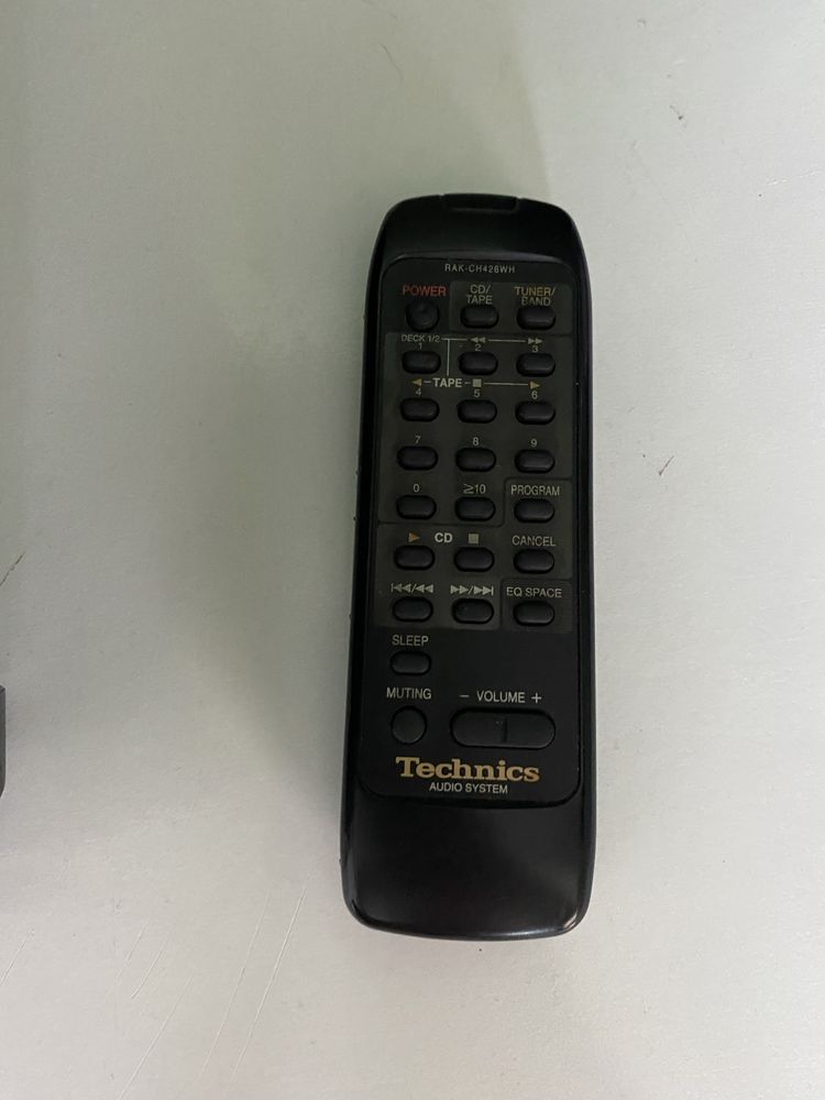 Wieża Technics z procesorem dźwięku i pilotem. 120W