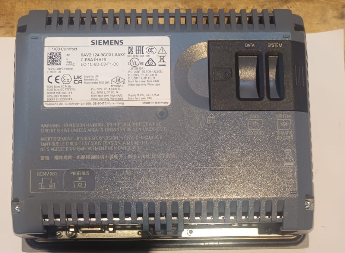 Panel operatorski TP 700