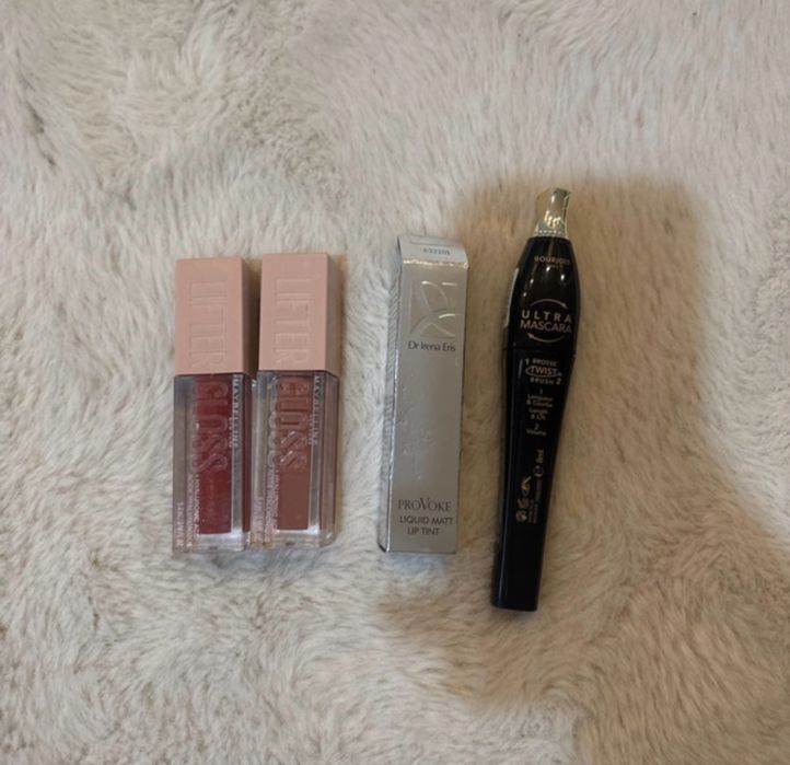 zestaw kosmetyków maybelline lifter glosd bourjouis