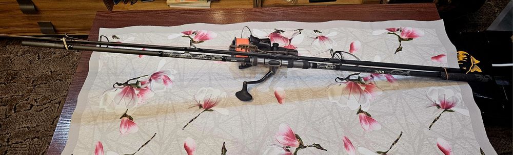 Wędka Carp Academy 360-3LBS JAXON plus Kołowrotek Dominator 750 DTX