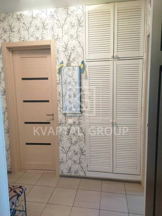 БЕЗ КОМІСІЇ! світла Однокімнатна квартира з ремонтом. ПОКРОВСЬКИЙ парк