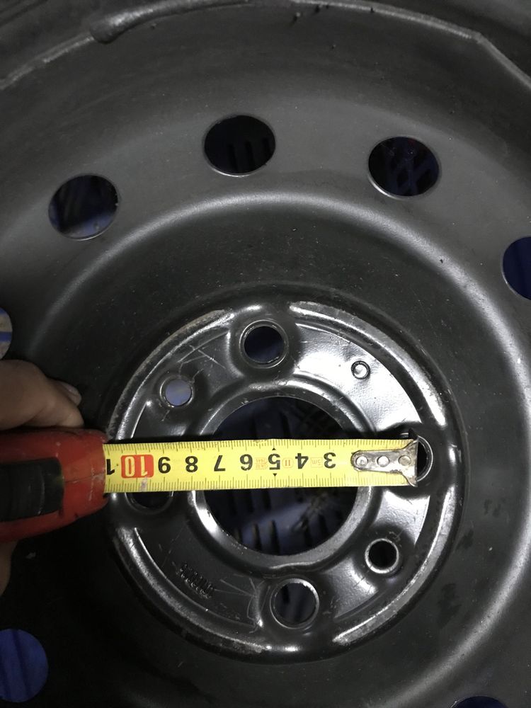Fiat Punto pneu suplente e jogo de ferramenta