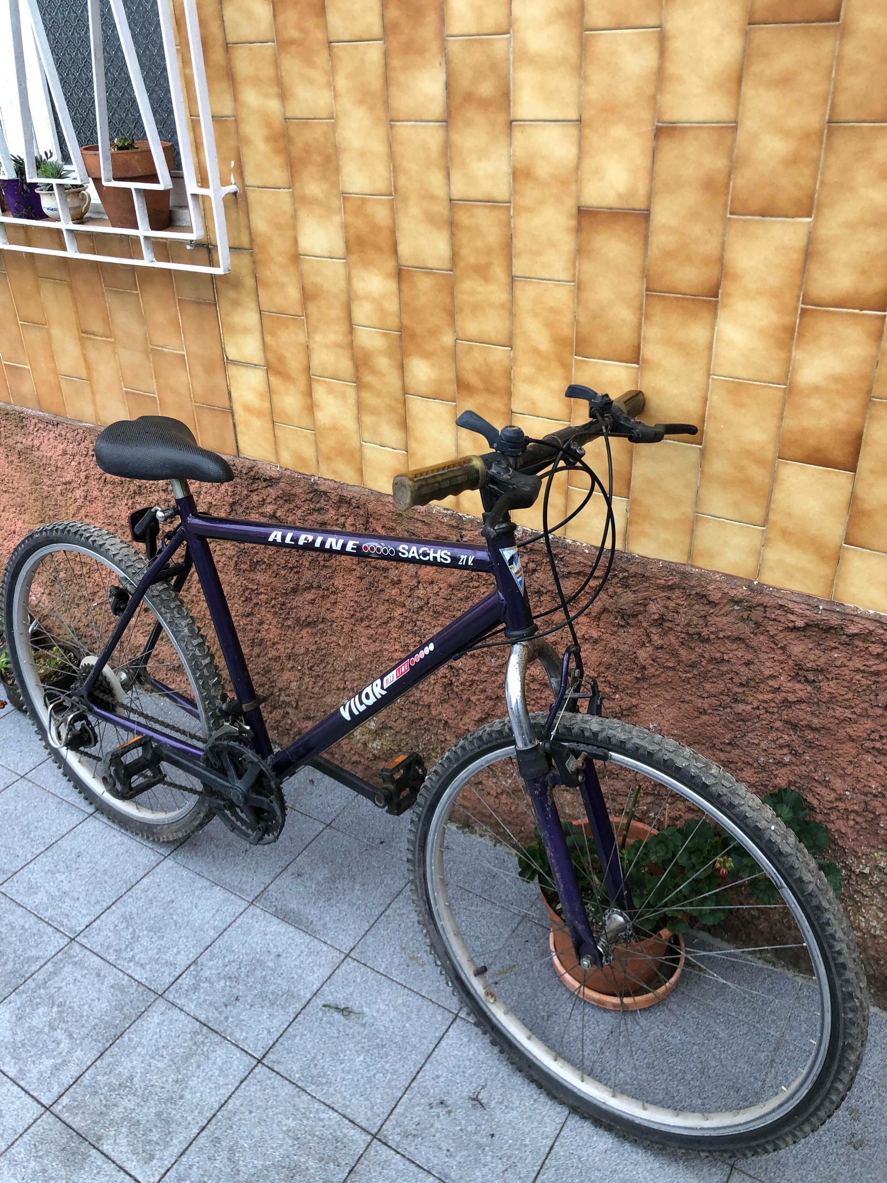 Bicicletas de montanha e clássicas