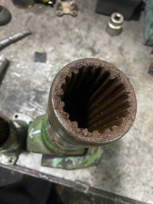 Карданний вал John Deere RE574236 — реставрація з гарантією