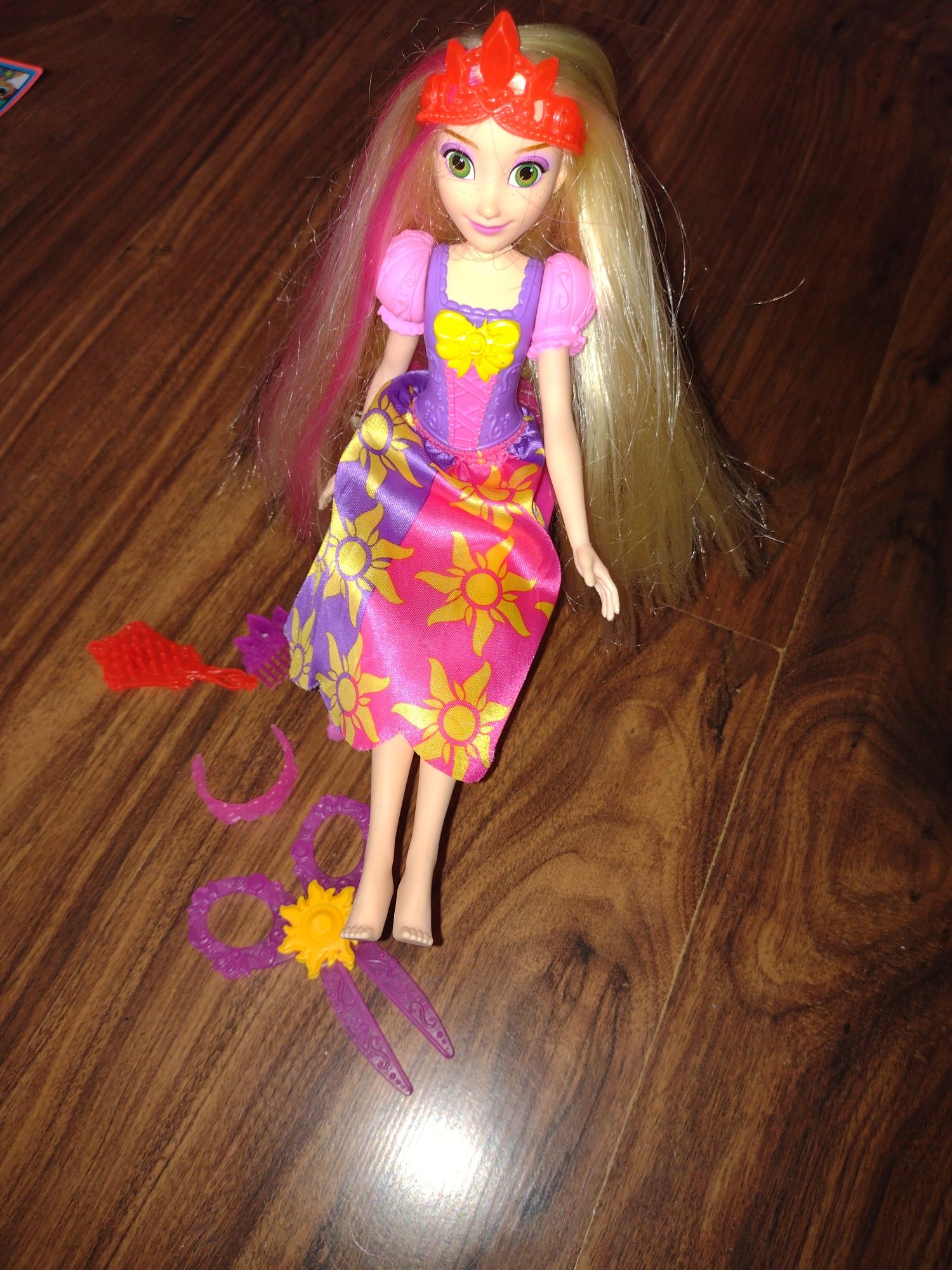 Disney roszpunka lalka Hasbro