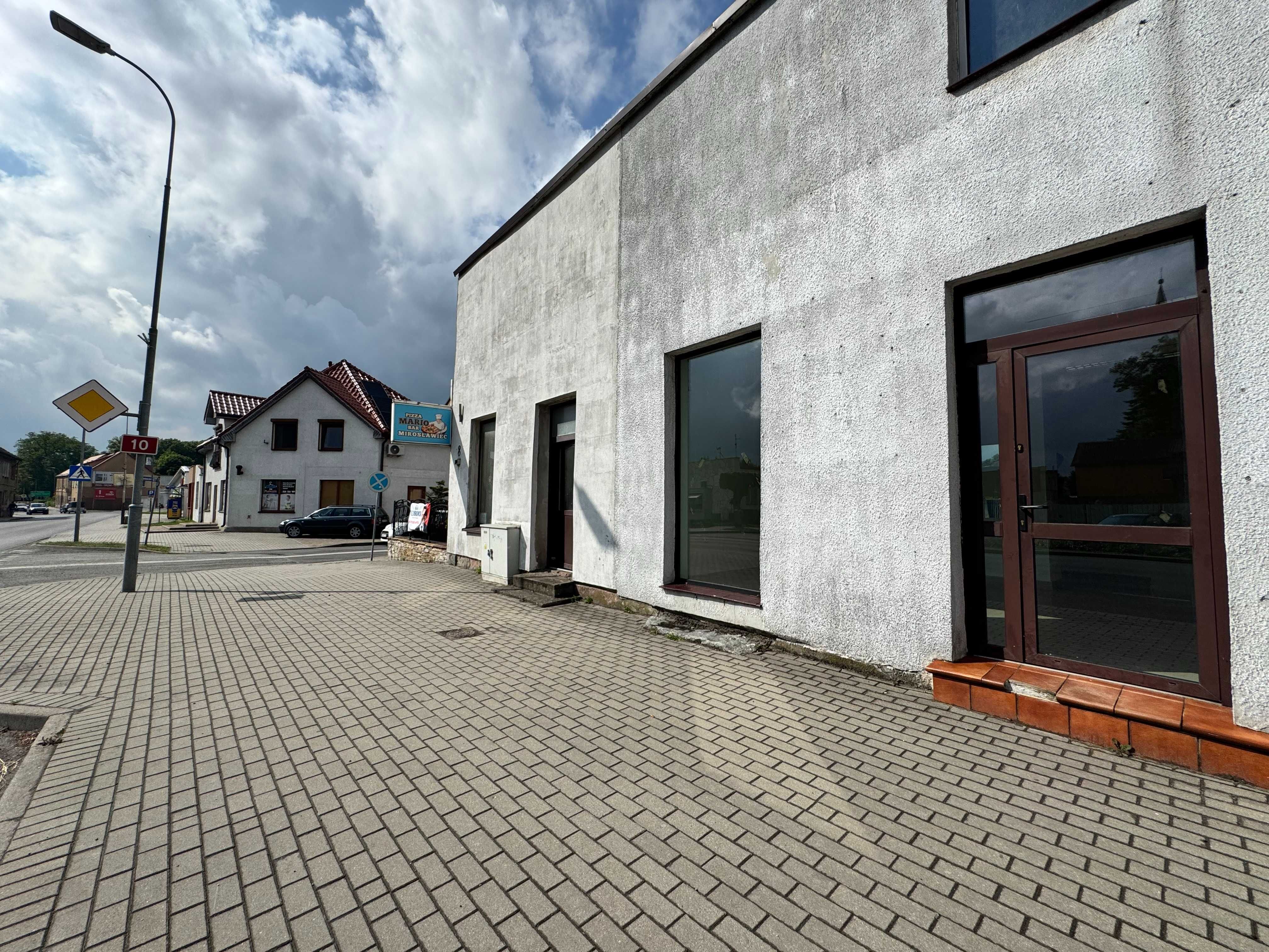 Lokal usługowy przy DK10 – 37 m² + strych.