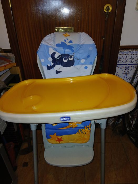 Cadeira refeição chicco e