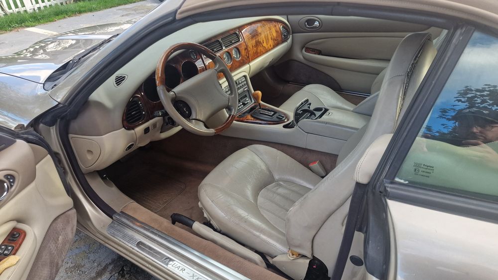 Sprzedam Jaguar xk8 v8