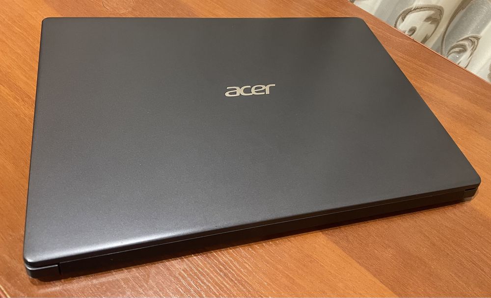 Ноутбук Acer Aspire 3