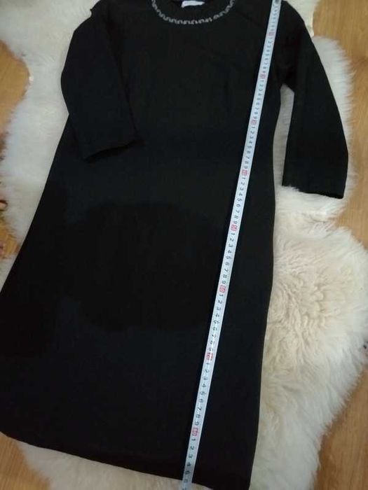 Czarna sukienka Reserved