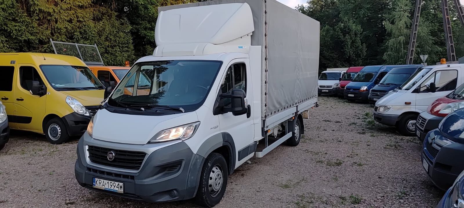 Fiat Ducato Iveco skrzyniowy plandeka rama kontener 8 paletowy