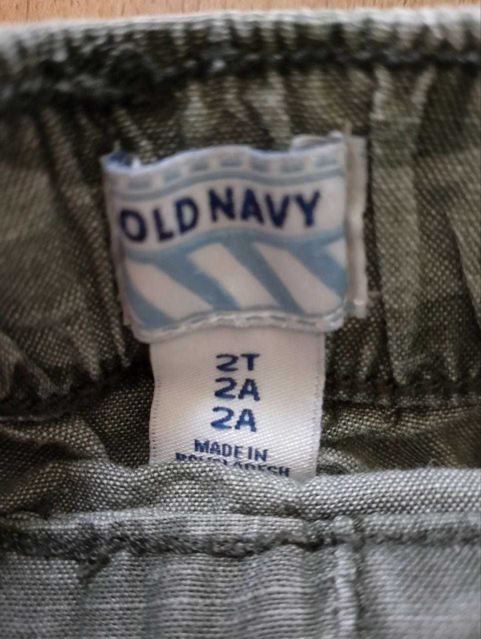 Шорты на мальчика на 2 года Old Navy