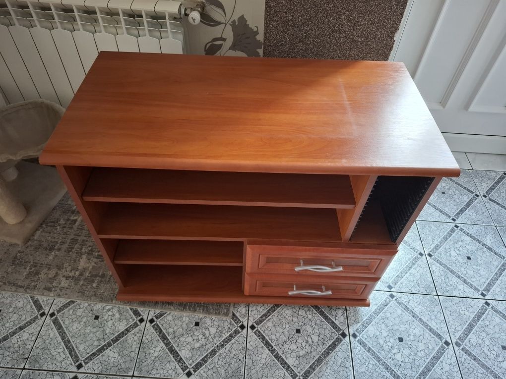 Szafka pod telewizor