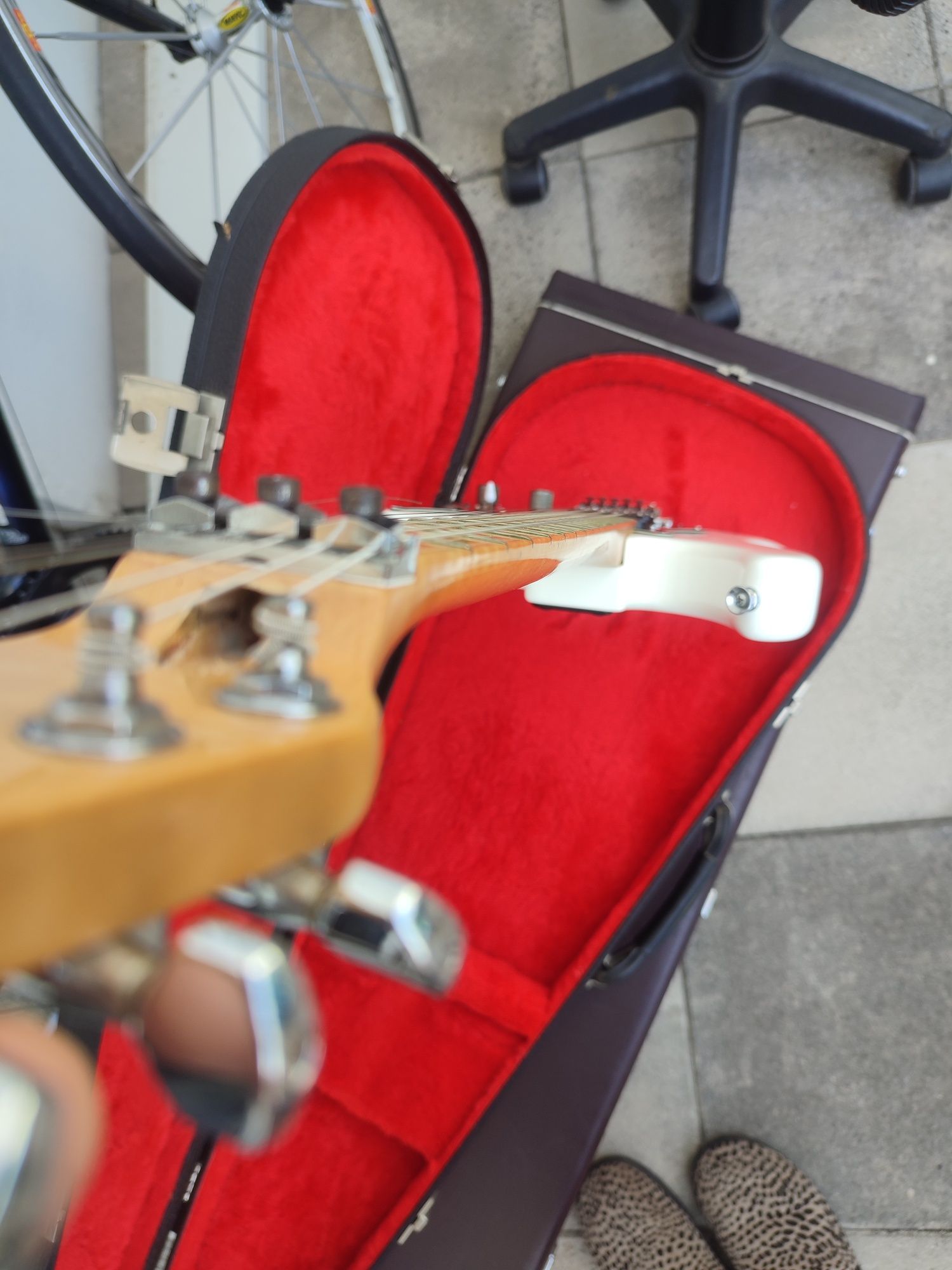 Guitarra Peavey Falcon