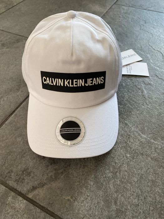 Czapka z daszkiem bejsbolówka Calvin Klein Jeans