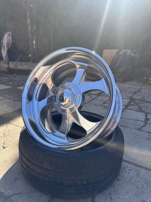 Kute felgi amerykańskiej firmy Budnik R18 5x100 10,5j/8,5j