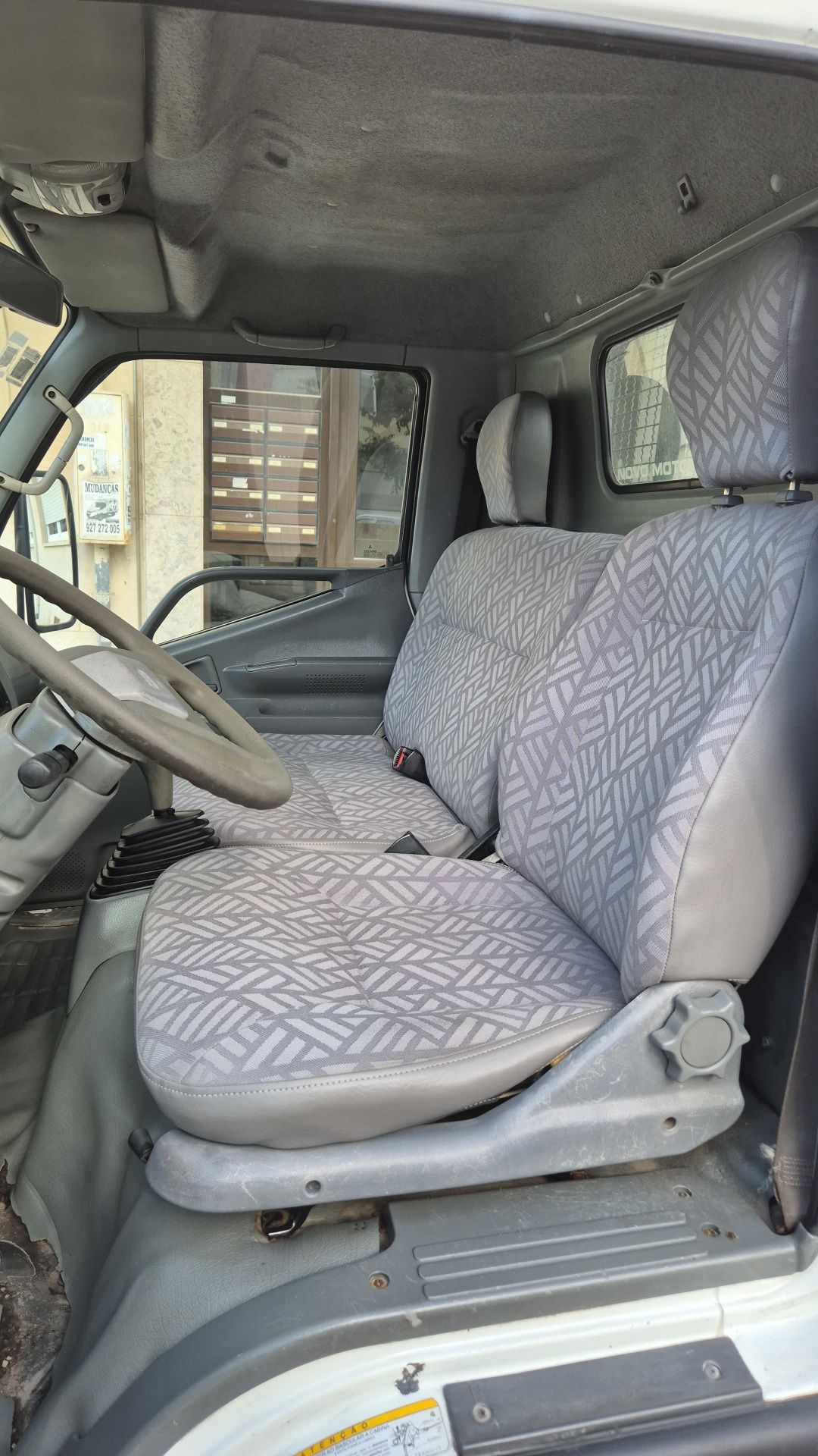 Mitsubishi Canter 3000cc turbo  ligeira