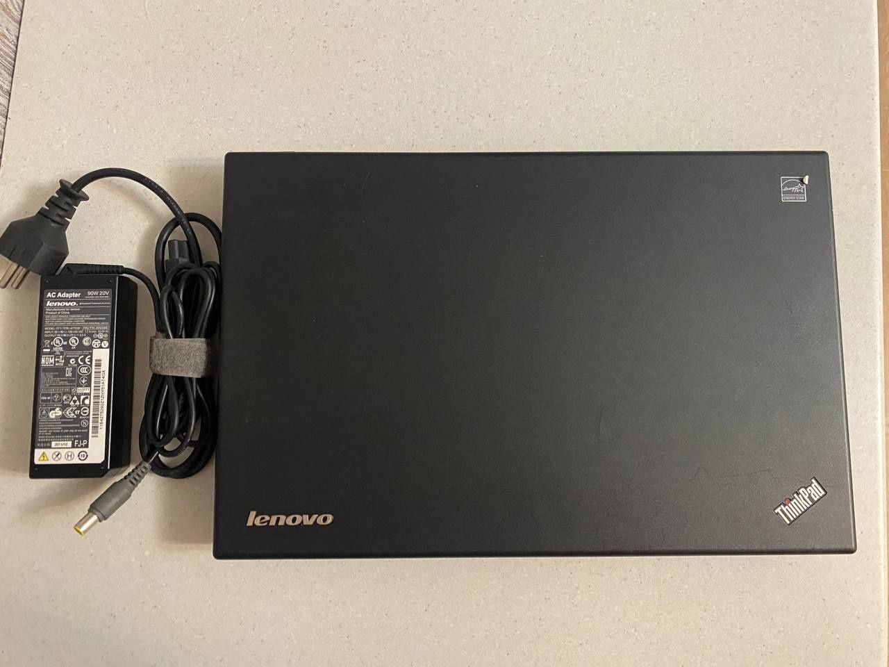 Lenovo ThinkPad L520 /intel core i3 / 4gb / 320gb hdd