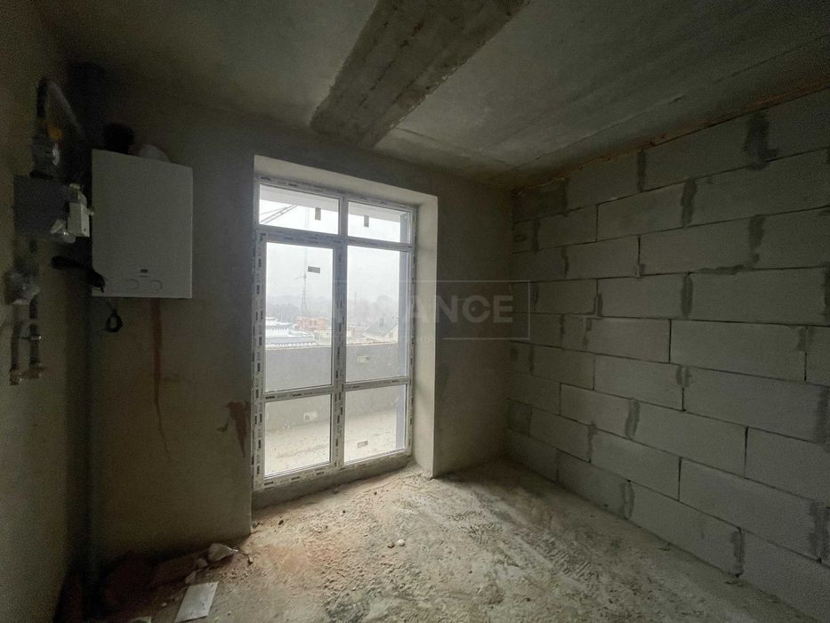 Здана 2 км квартира з котлом та коморою, ВИГІДНА ЦІНА!