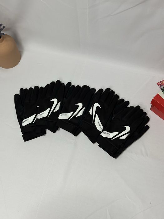 Рукавиці NIKE.