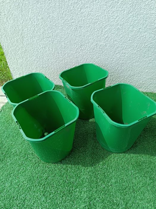4 doniczki produkcyjne 2l 13x13x15cm