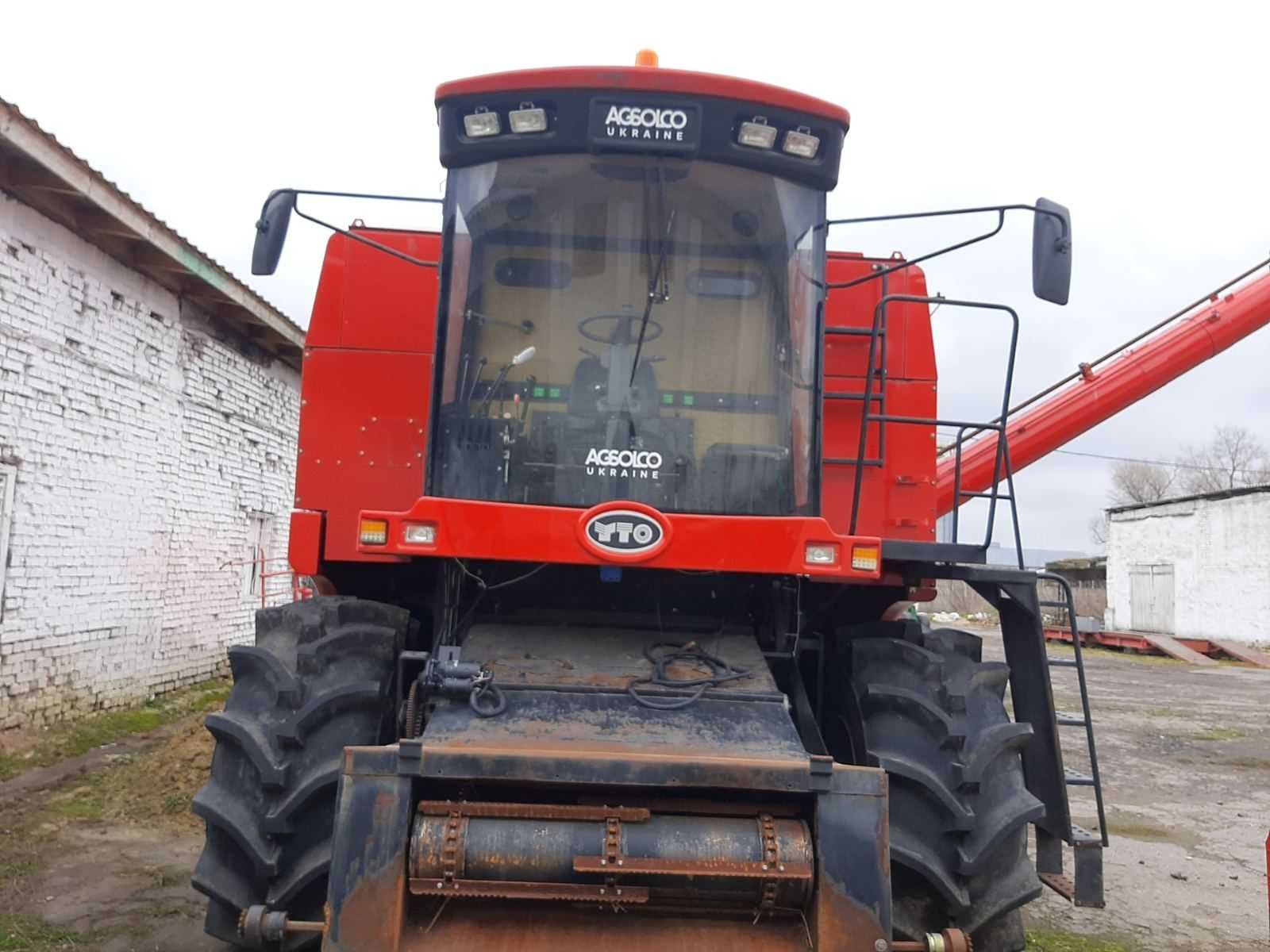 Комбайн Юто YTO YT6606 повноприводний з флексі та кукурузна жатки