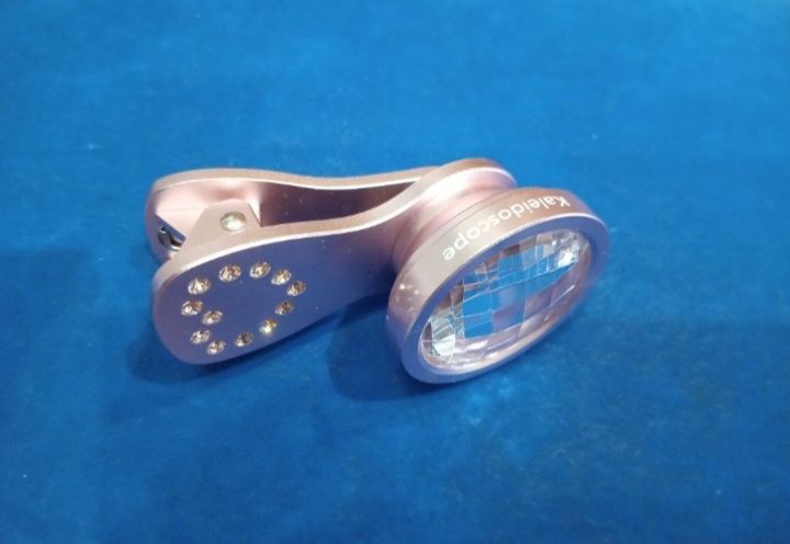Ексклюзив від" Swarovski"- лінзи для смартфону