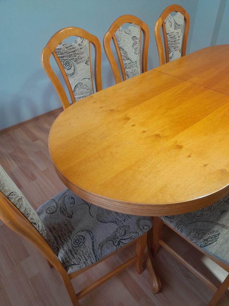 Zestaw stołowy stól plus krzesła