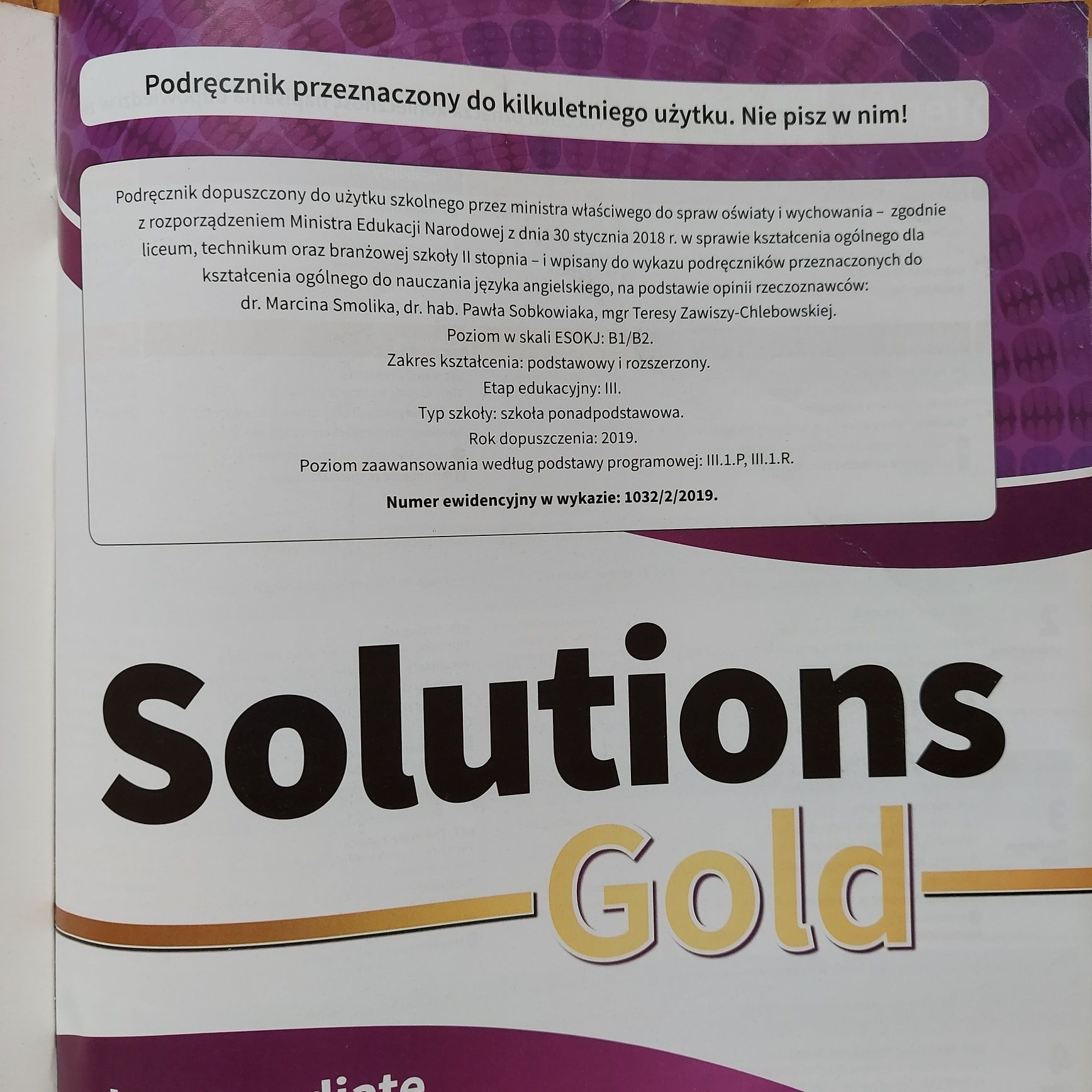 Solutions Gold,  podręcznik do nauki języka angielskiego