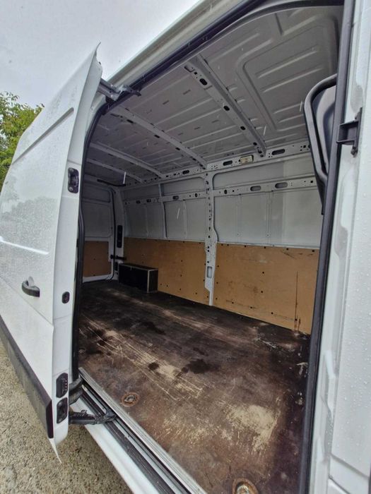 Wypożyczalnia samochodów dostawczych RENAULT MASTER 2022 Rzeszów!