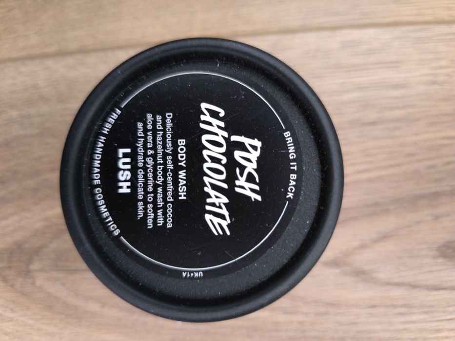 Zestaw kosmetyków firmy LUSH