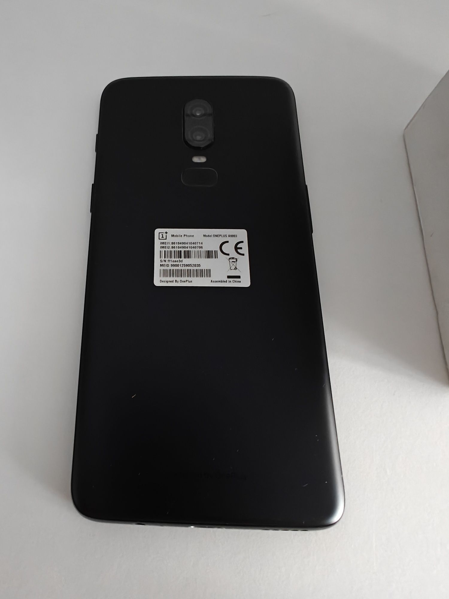 One Plus 6 8Gb 128Gb A6003 Zadbany+ Gratis