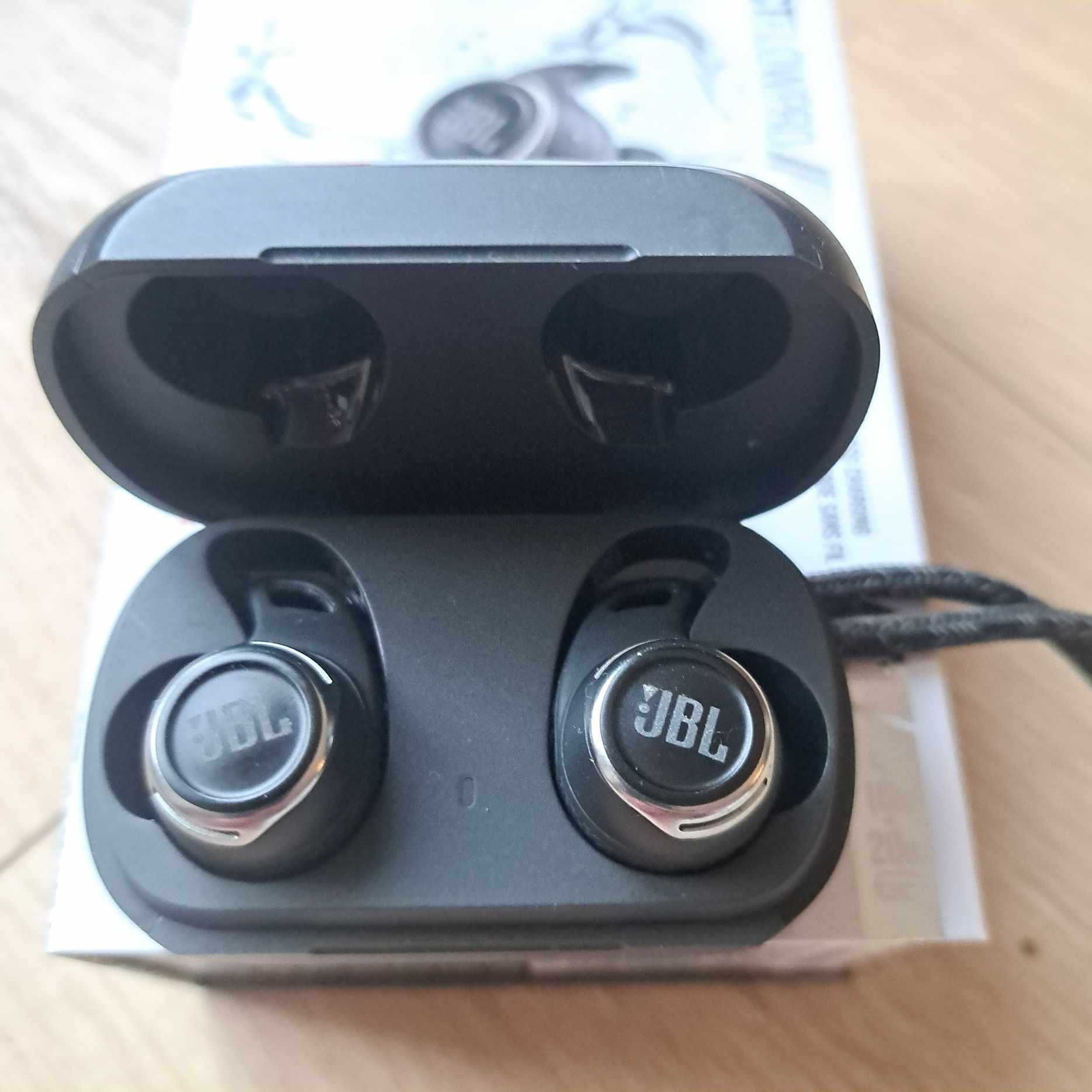 JBL Reflect Flow Pro