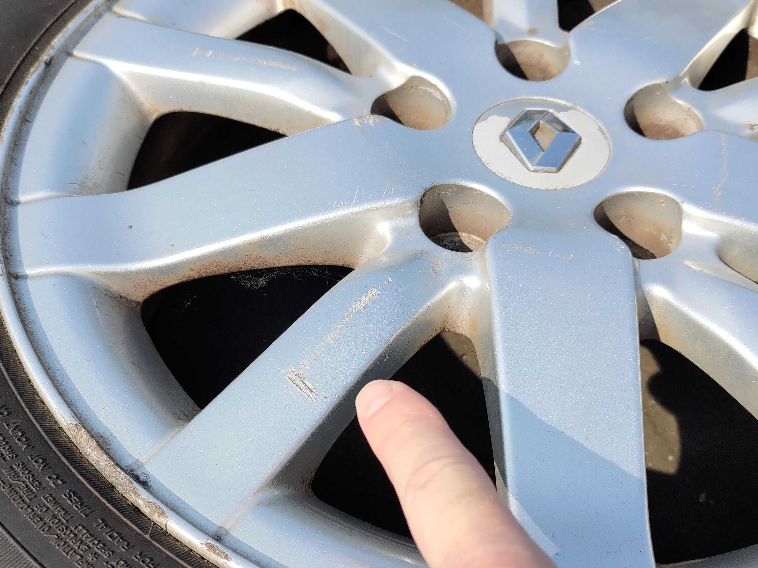 4 koła Alufelgi Dębica Presto 205 60 R16 8mm 22rok Megane Scenic 3 III