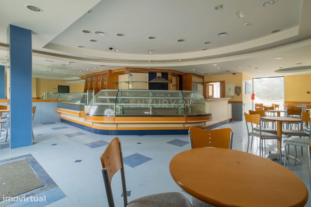 Excelente espaço comercial possibilidade de converter em habitação