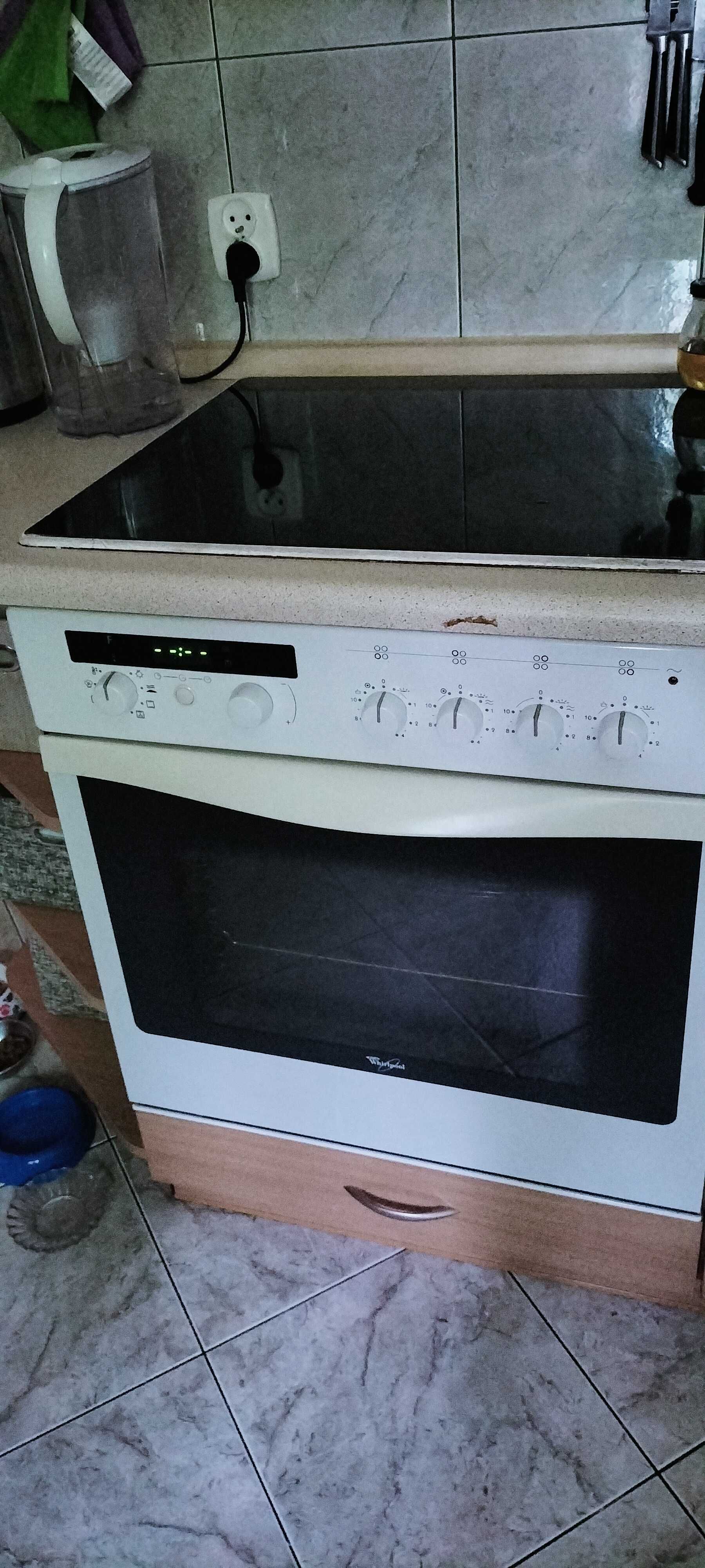 Meble kuchenne do zabudowy razem z AGD