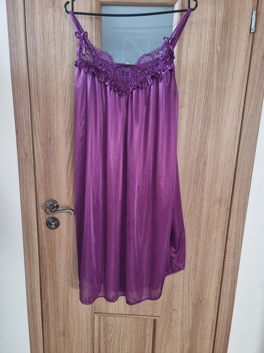 Nowa z metka Fioletowa koszulka nocna