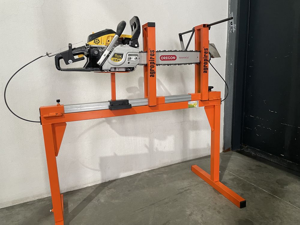 Cavalete para motosserra automatico