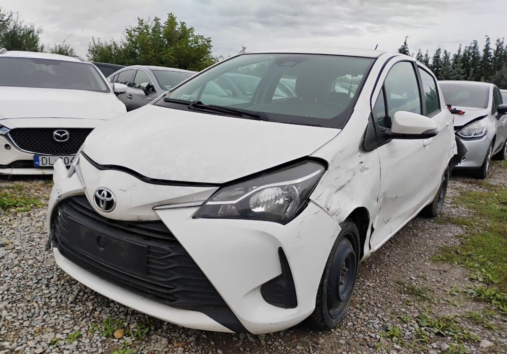 Toyota Yaris 2019r, 1.5 LPG. Uszkodzony boki. Poobijany. Jeździ.